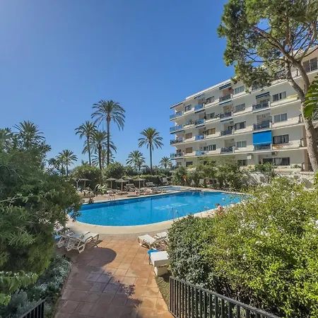 Skol 925a Penthouse 2 Bedrooms Amazing Sea Views * Marbella